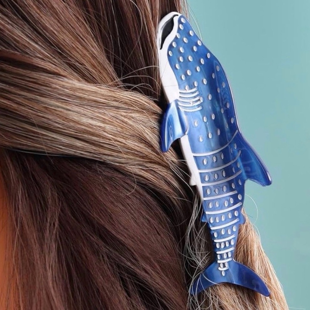 NWT ⚜️🐋⚜️ Piper K Whale Hair Claw Clip
